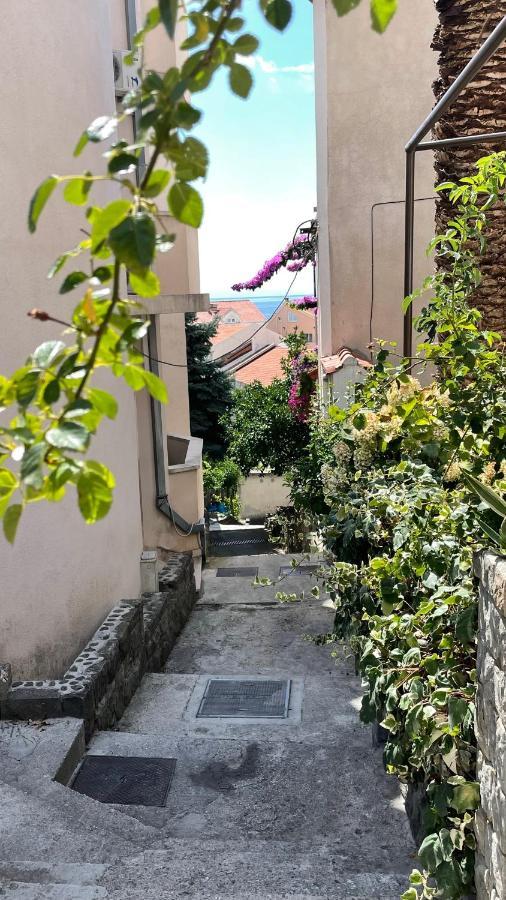 Luxury Apartman Bili Подгора Экстерьер фото