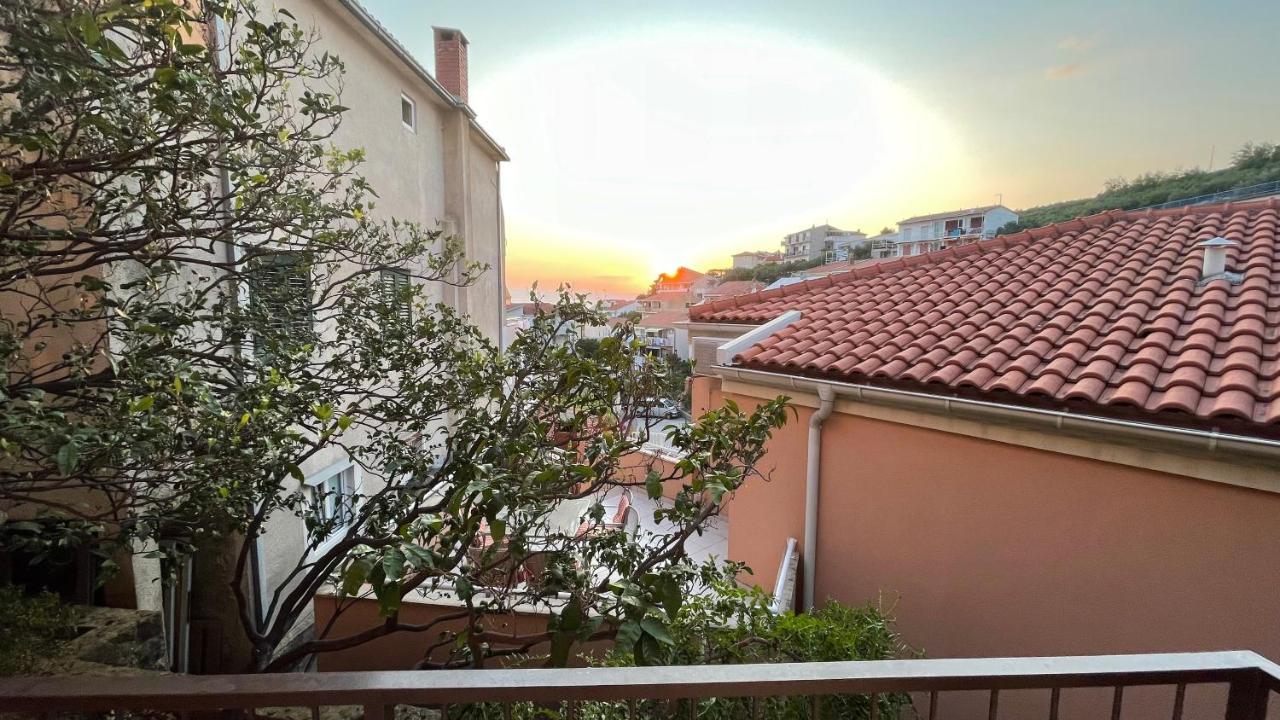 Luxury Apartman Bili Подгора Экстерьер фото